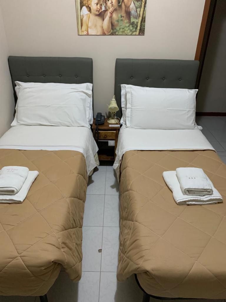 メッシーナ Bb Dante Bed & Breakfast エクステリア 写真
